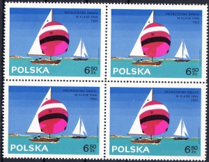 1445 wcięcie w A czwórka gwarancja+opis czysta**