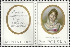 1874 kropka pod ustami czysty**